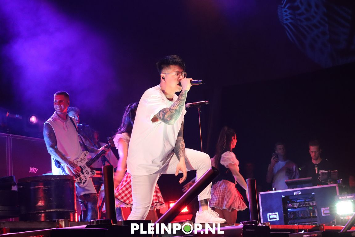 THE DIRTY DADDIES     (55)